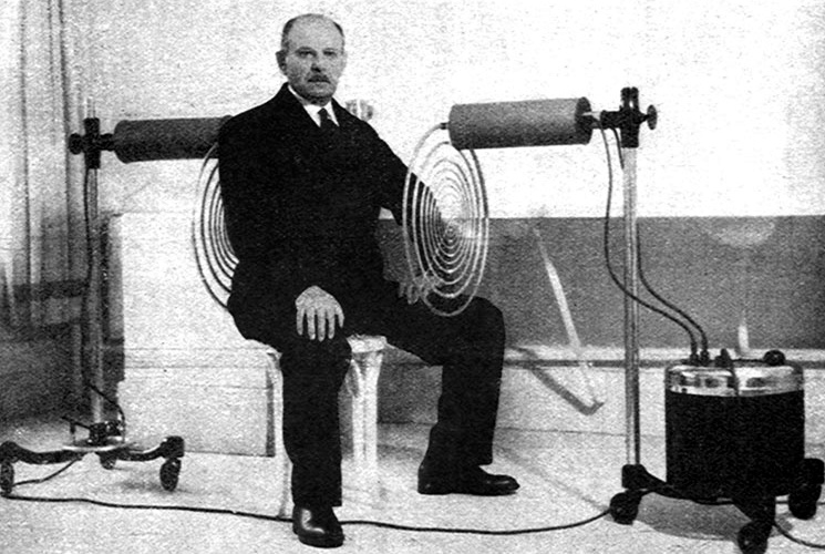 George Lakhovsky Multiwave Oscillator